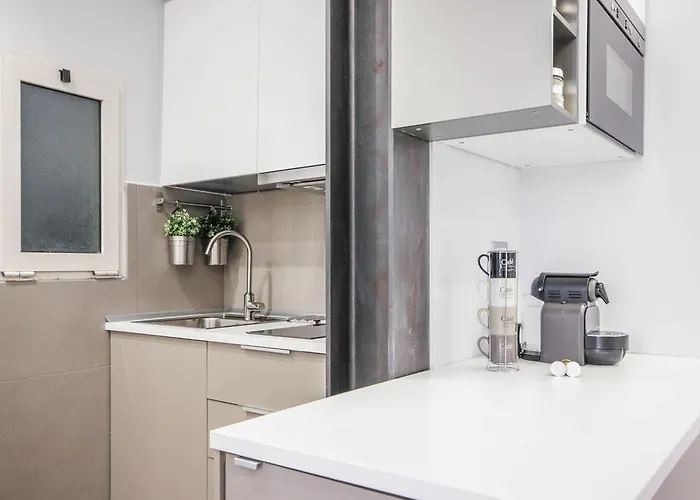 Living Rhome - Condotti * Roma
