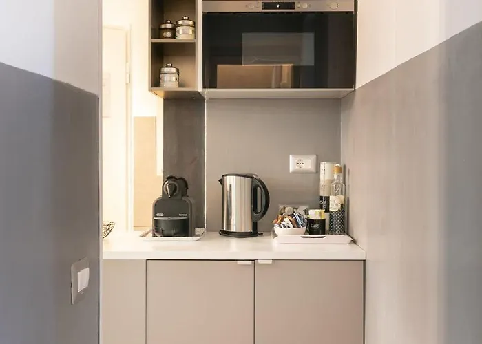 Living Rhome - Condotti *